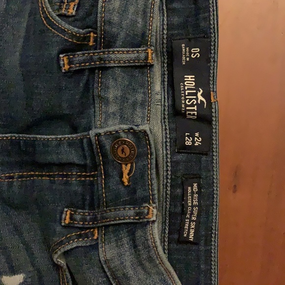 Hollister, size 0 skinny jeans - Picture 3 of 3